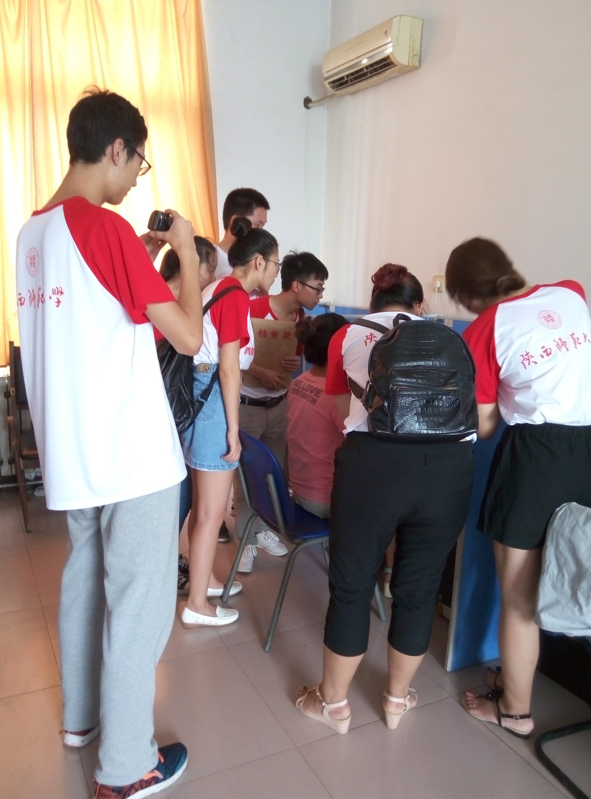 P60712-103227.jpg P60712-103227.jpg